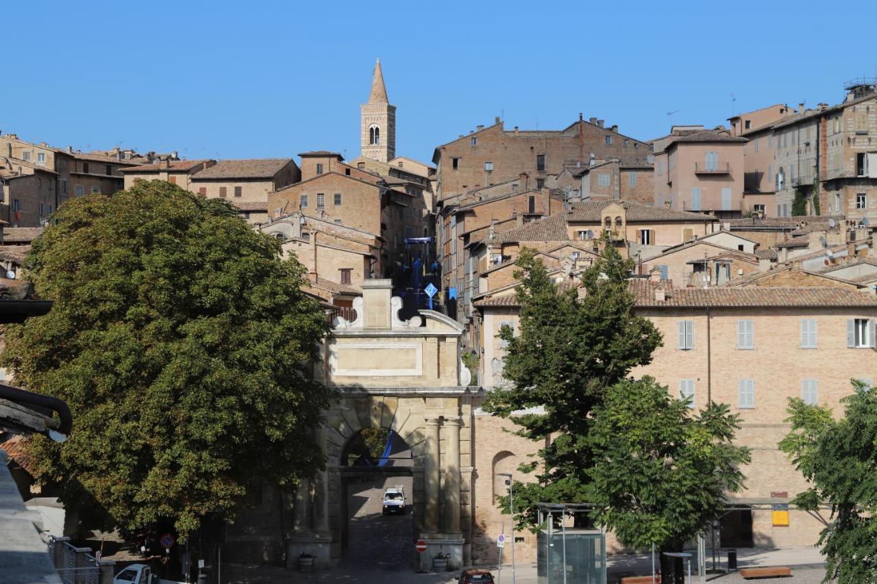 Balcone sulle Meraviglie Urbino Esterno foto